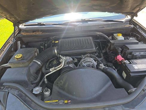 Used 2005 Jeep Grand Cherokee Limited image 21