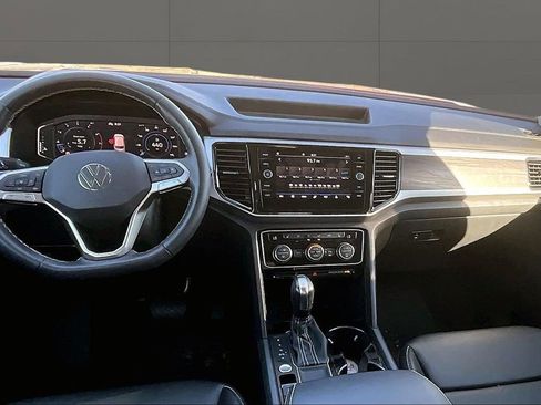 Used 2023 Volkswagen Atlas SE FWD image 13