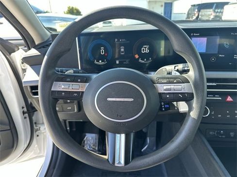 Used 2024 Hyundai Sonata SEL image 11