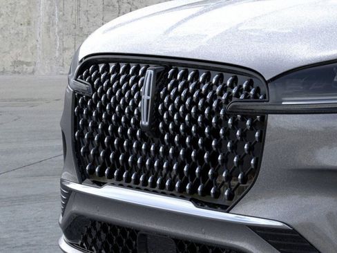 New 2025 Lincoln Aviator Black Label image 17