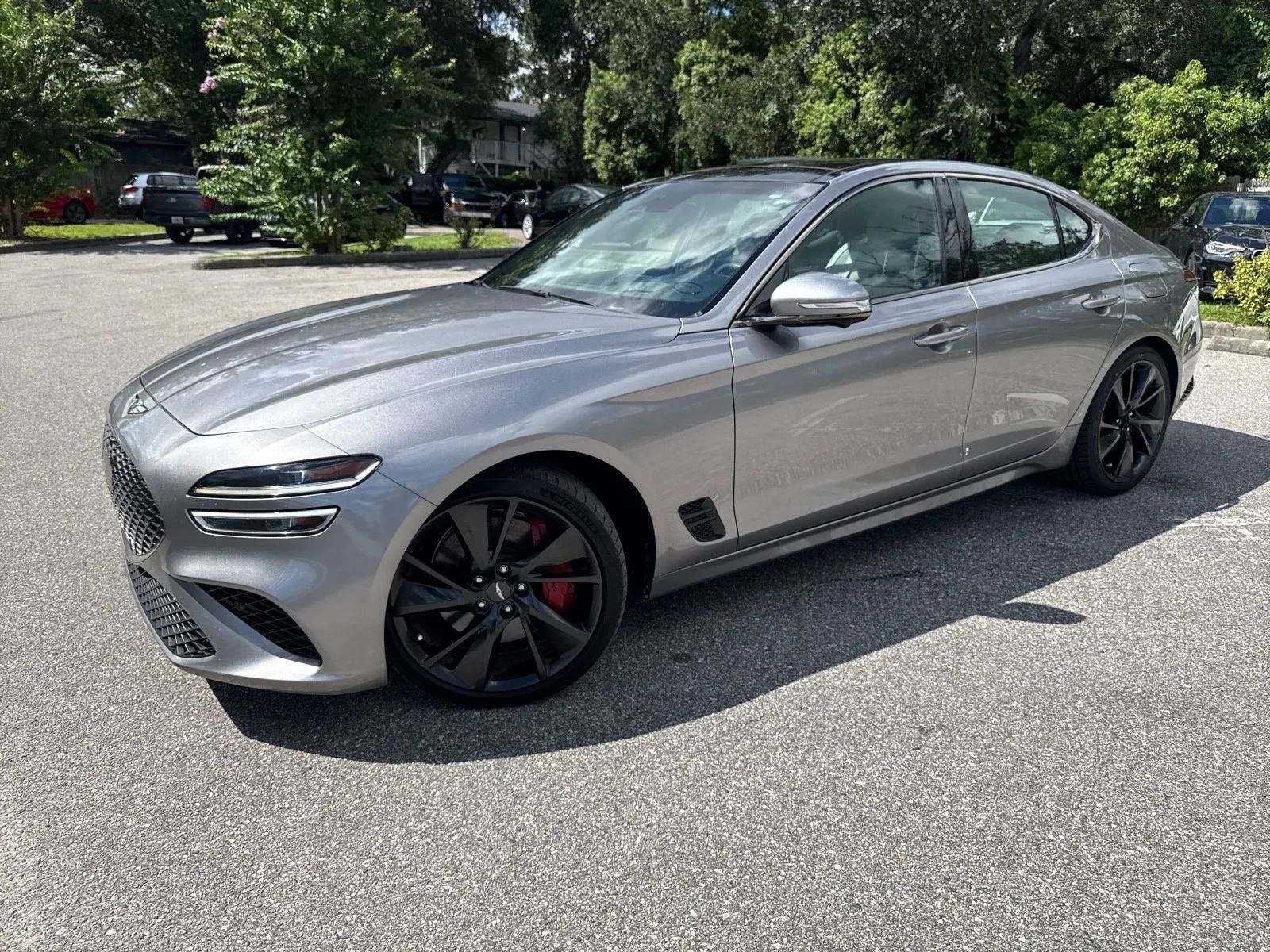 Used 2022 Genesis G70 3.3T RWD image 3
