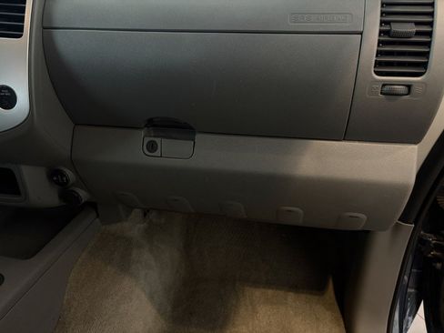 Used 2018 Nissan Frontier SV AWD/4WD image 33