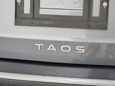 Used 2024 Volkswagen Taos S FWD image 10