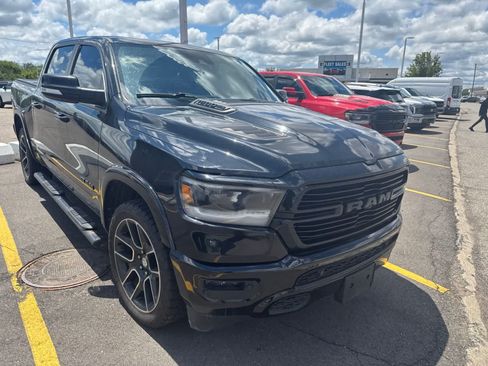 Used 2019 RAM 1500 Laramie AWD/4WD image 25