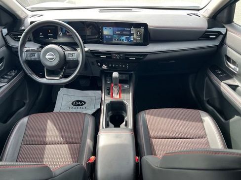 Used 2025 Nissan Kicks SR AWD/4WD image 10