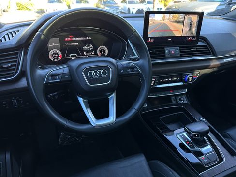 Used 2021 Audi Q5 2.0T Premium Plus w/ Premium Plus Package image 2