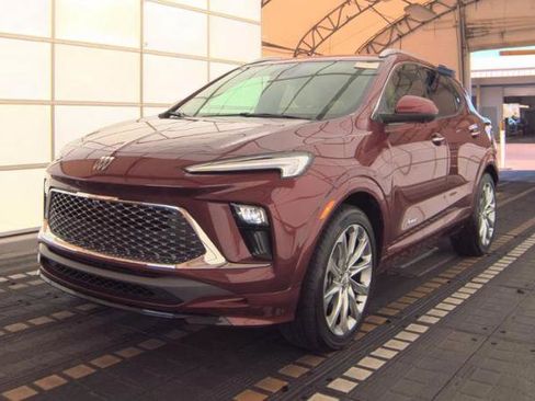 Used 2024 Buick Encore GX Avenir w/ Avenir Technology Package FWD image 1