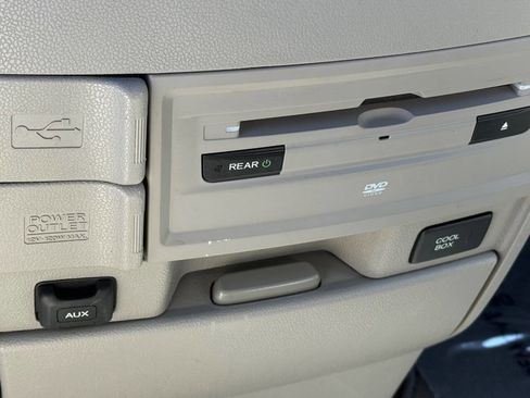 Used 2015 Honda Odyssey Touring image 15