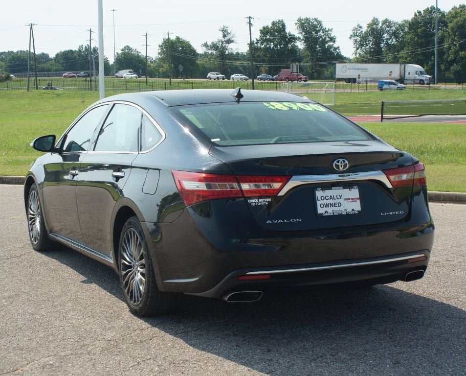 Used 2016 Toyota Avalon Limited FWD image 13