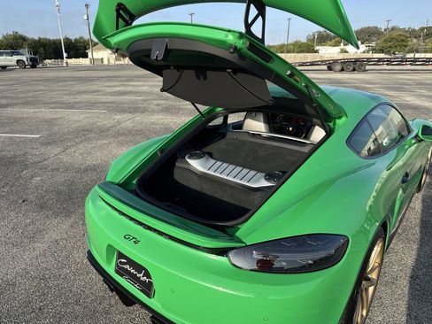 Used 2022 Porsche 718 Cayman GT4 RWD image 20
