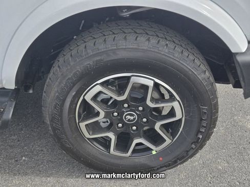 New 2026 Ford Bronco Outer Banks AWD/4WD image 13