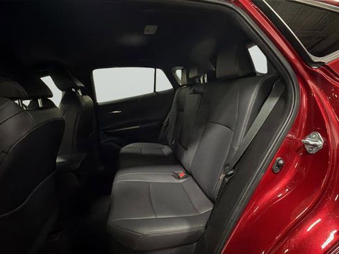 Used 2022 Toyota Venza XLE image 33