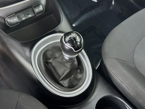 Used 2014 Kia Soul BASE image 16