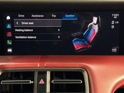 Used 2020 Porsche Taycan Turbo image 33