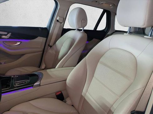 Used 2020 Mercedes-Benz GLC 300 image 16