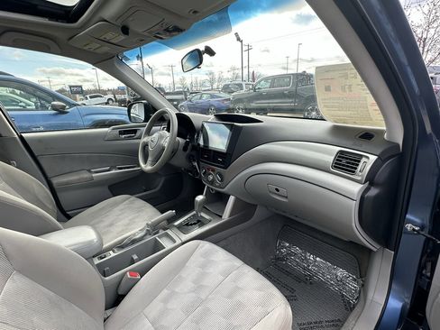 Used 2010 Subaru Forester 2.5X Premium image 12