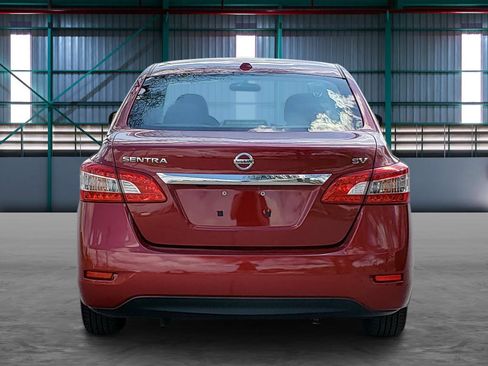 Used 2015 Nissan Sentra SV FWD image 4