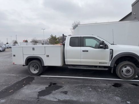 Used 2023 Ford F450 XL w/ Snow Plow Prep Package image 4
