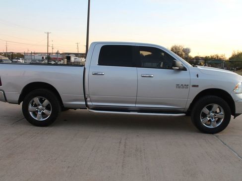 Used 2018 RAM 1500 Big Horn AWD/4WD image 7