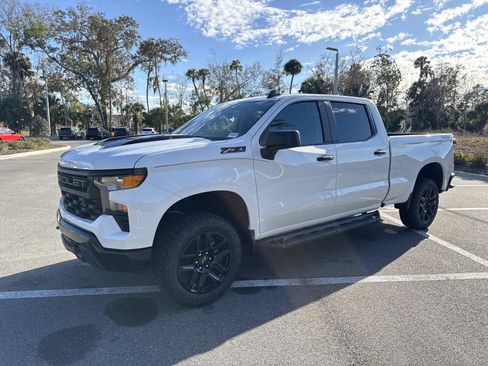 New 2026 Chevrolet Silverado 1500 Custom Trail Boss w/ Dark Appearance Package image 7