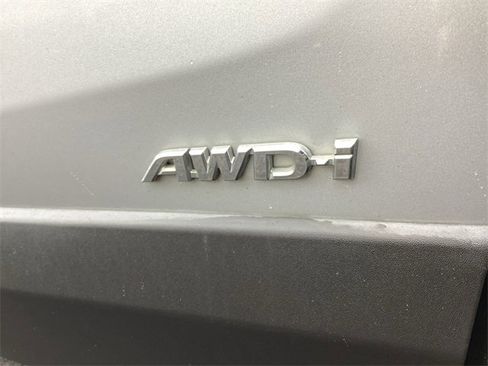 Used 2016 Toyota RAV4 XLE image 30