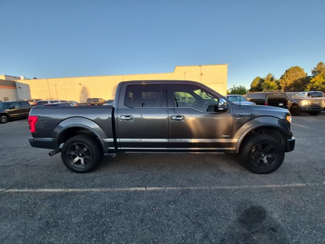 Used 2015 Ford F150 Platinum w/ Equipment Group 701A Luxury AWD/4WD image 4