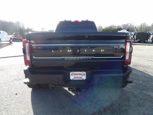 Used 2024 Ford F450 Limited w/ FX4 Off-Road Package image 6