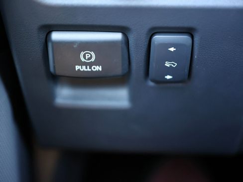 Used 2024 Ford F150 Platinum w/ Equipment Group 702A High image 40