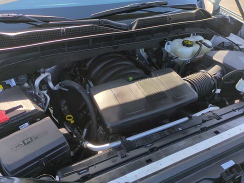 Used 2024 GMC Sierra 1500 SLT image 30