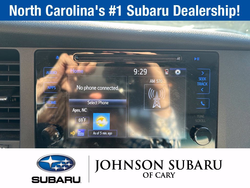Used 2015 Toyota Sienna LE FWD image 10