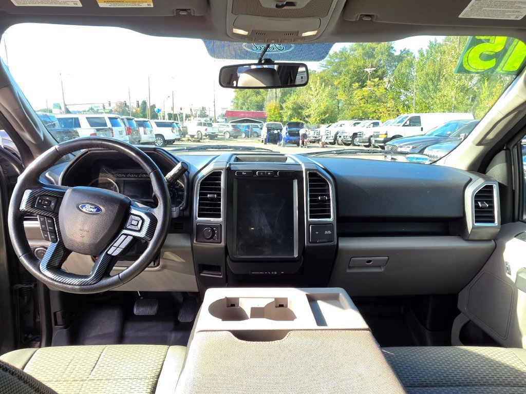 Used 2015 Ford F150 XLT w/ Equipment Group 302A Luxury AWD/4WD image 31