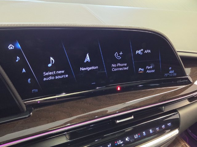 Used 2023 Cadillac Escalade Sport Platinum w/ LPO, ONYX Package AWD/4WD image 21