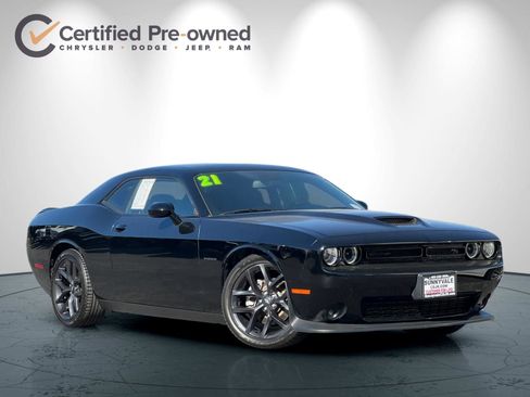 Certified 2021 Dodge Challenger R/T w/ Blacktop Package image 2