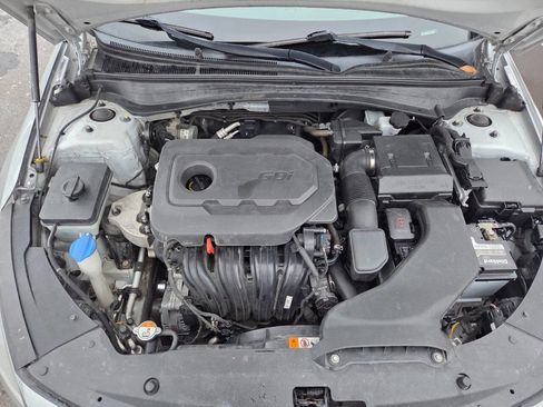 Used 2018 Kia Optima LX w/ 17" Alloy Wheels Package image 22