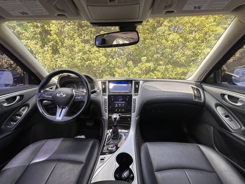 Used 2019 INFINITI Q50 Luxe w/ Essential Package (3.0T Luxe) RWD image 30