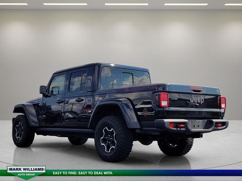 Used 2022 Jeep Gladiator Rubicon w/ Cold Weather Group AWD/4WD image 6
