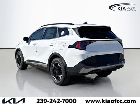 New 2026 Kia Sportage EX w/ EX Panorama Roof Package image 3