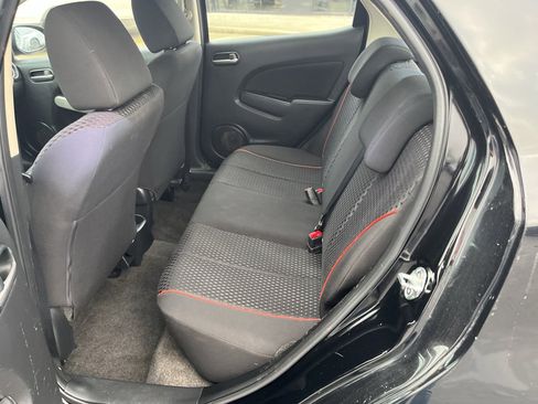 Used 2011 MAZDA MAZDA2 Touring image 18