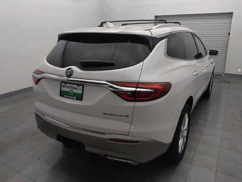 Used 2019 Buick Enclave Essence FWD image 7