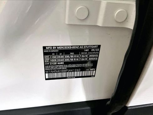 Used 2023 Mercedes-Benz GLA 250 4MATIC w/ Premium Package image 30