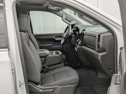 Used 2023 GMC Sierra 1500 SLE AWD/4WD image 36