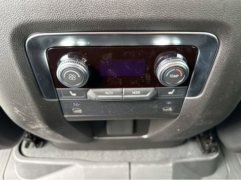 New 2026 GMC Yukon XL Denali w/ Sun & Power Step Package AWD/4WD image 8