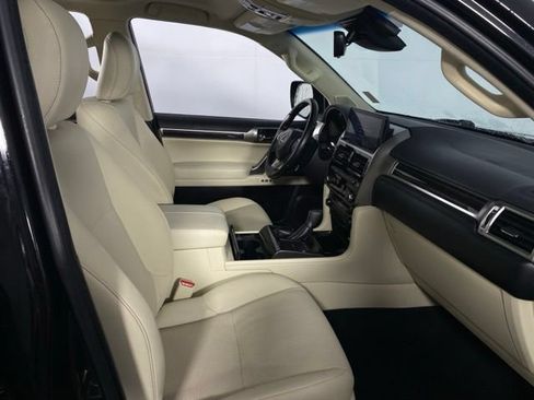 Used 2023 Lexus GX 460 Premium w/ Premium Package AWD/4WD image 16