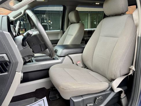 Used 2018 Ford F150 XLT w/ Equipment Group 302A Luxury AWD/4WD image 14