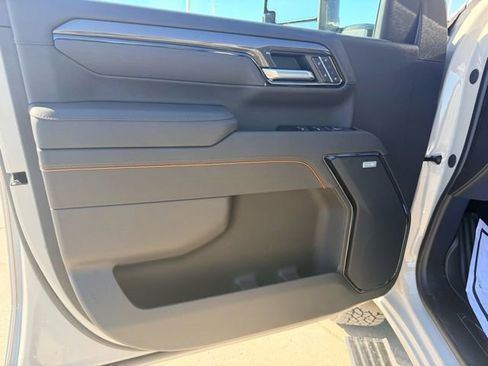 New 2026 GMC Sierra 2500 AT4 w/ AT4 Premium Plus Package image 16