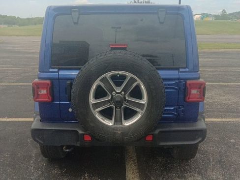 Used 2019 Jeep Wrangler Unlimited Sahara w/ Safetytec Group AWD/4WD image 4