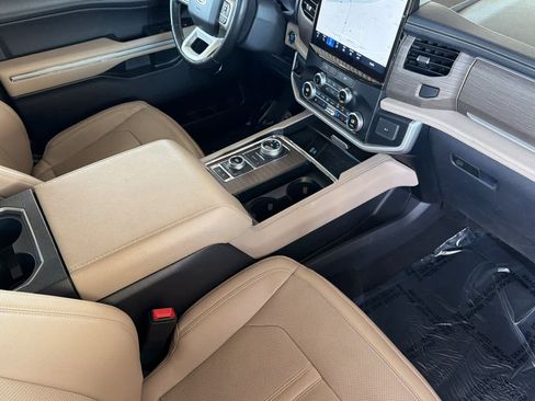 Certified 2024 Ford Expedition Max Limited AWD/4WD image 17
