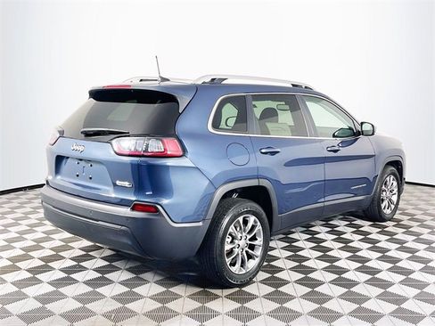 Used 2020 Jeep Cherokee Latitude Plus w/ Cold Weather Group image 8