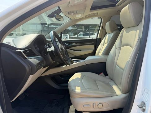 Used 2019 Buick Enclave Essence FWD image 15