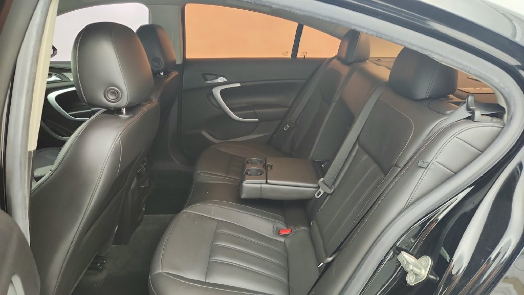 Used 2016 Buick Regal Premium FWD image 42